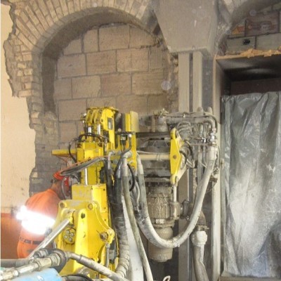 Einbau von Mikropfählen