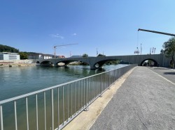 Sicht zur Brücke aus West-Seite